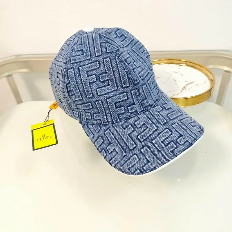 Fendi Cap dx09